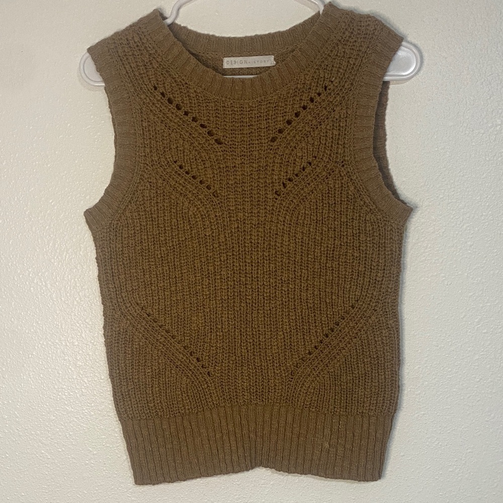 Design History Tan Sleeveless Knit Sweater - Picture 2 of 11